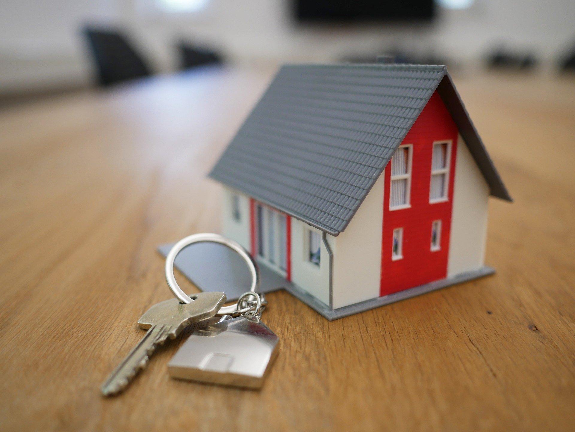 Selling your home: putting yourself in the buyers' shoes