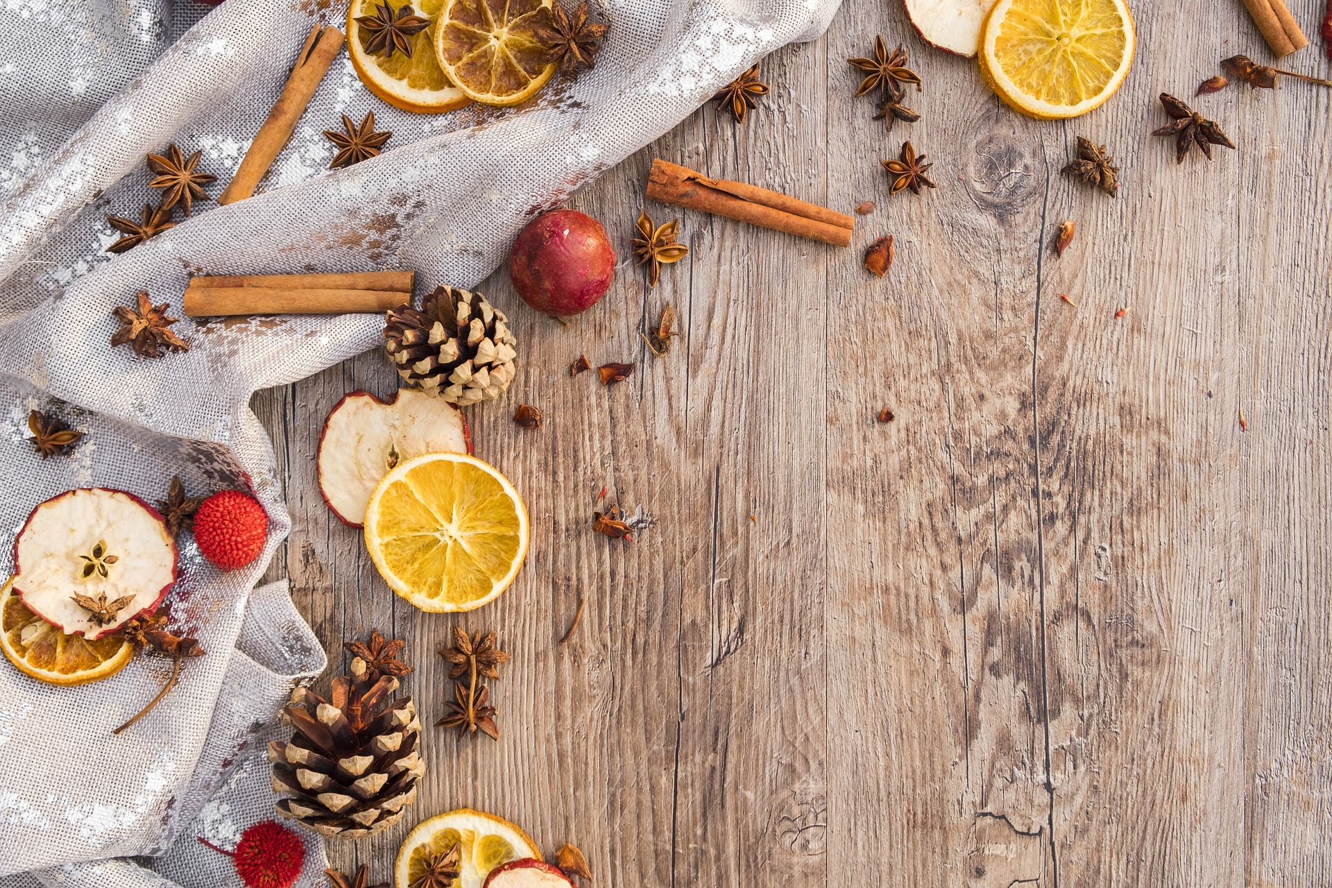 Affordable Festivities – Deck the Halls Without Breaking the Bank