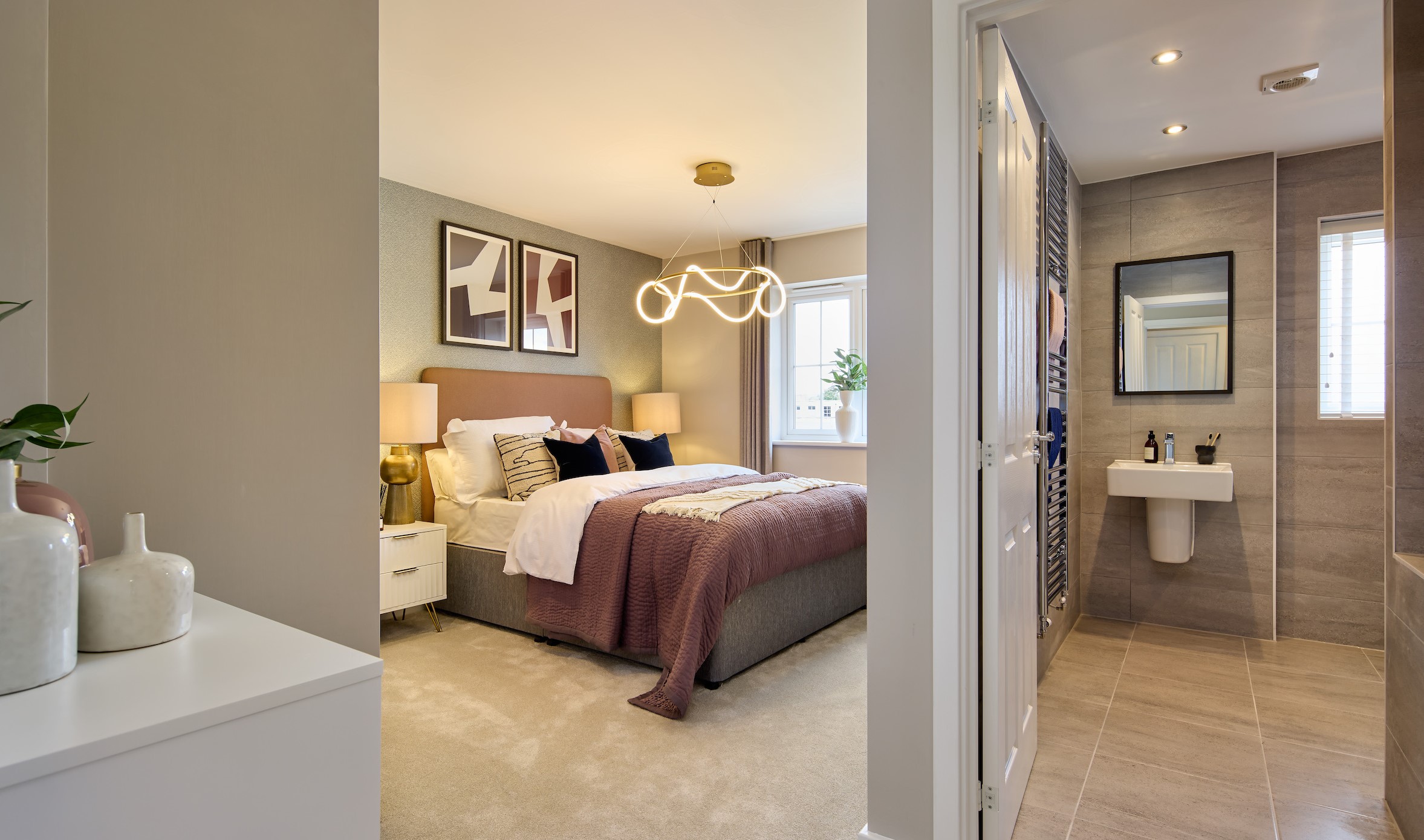 Hotel At Home: How to design a guest bedroom