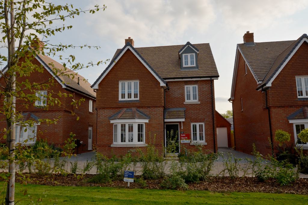 4 bedroom house for sale in Cranleigh